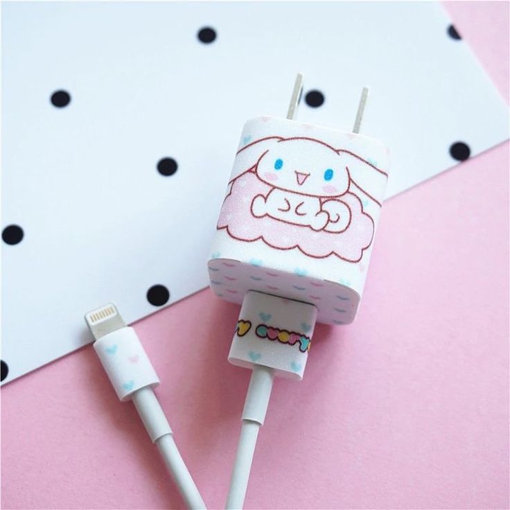 KIT de 3 STICKERS para el CARGADOR y CABLE DE TU CELULAR + REGALO 30 fondos de pantalla. ¡Solo por tiempo limitado! 🚨