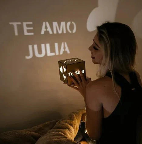 Proyector de amor + 10 citas para hacer en casa