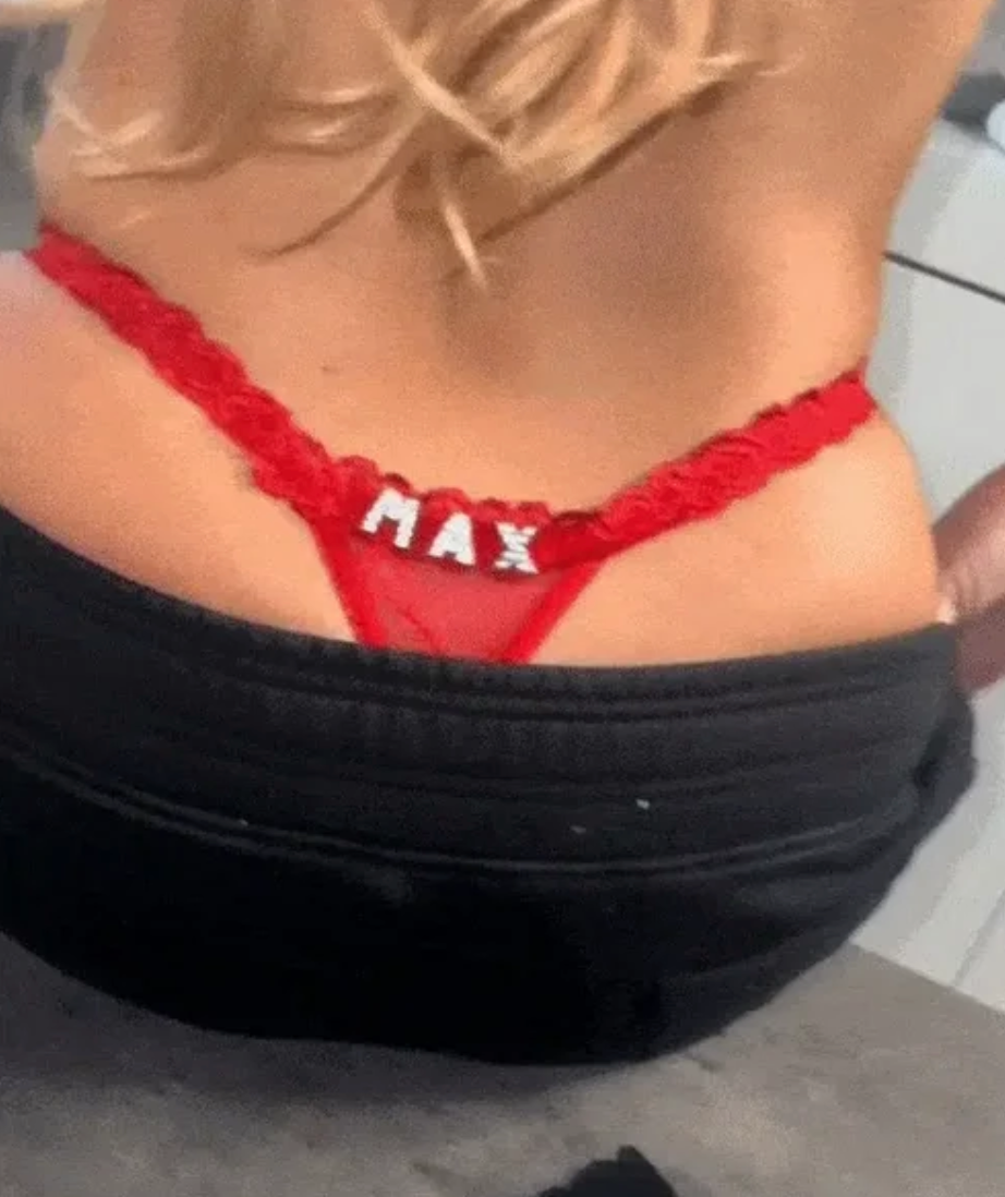 Pack de 3 Lencerías Seductoras: Personaliza cada Tanga a tu Elección