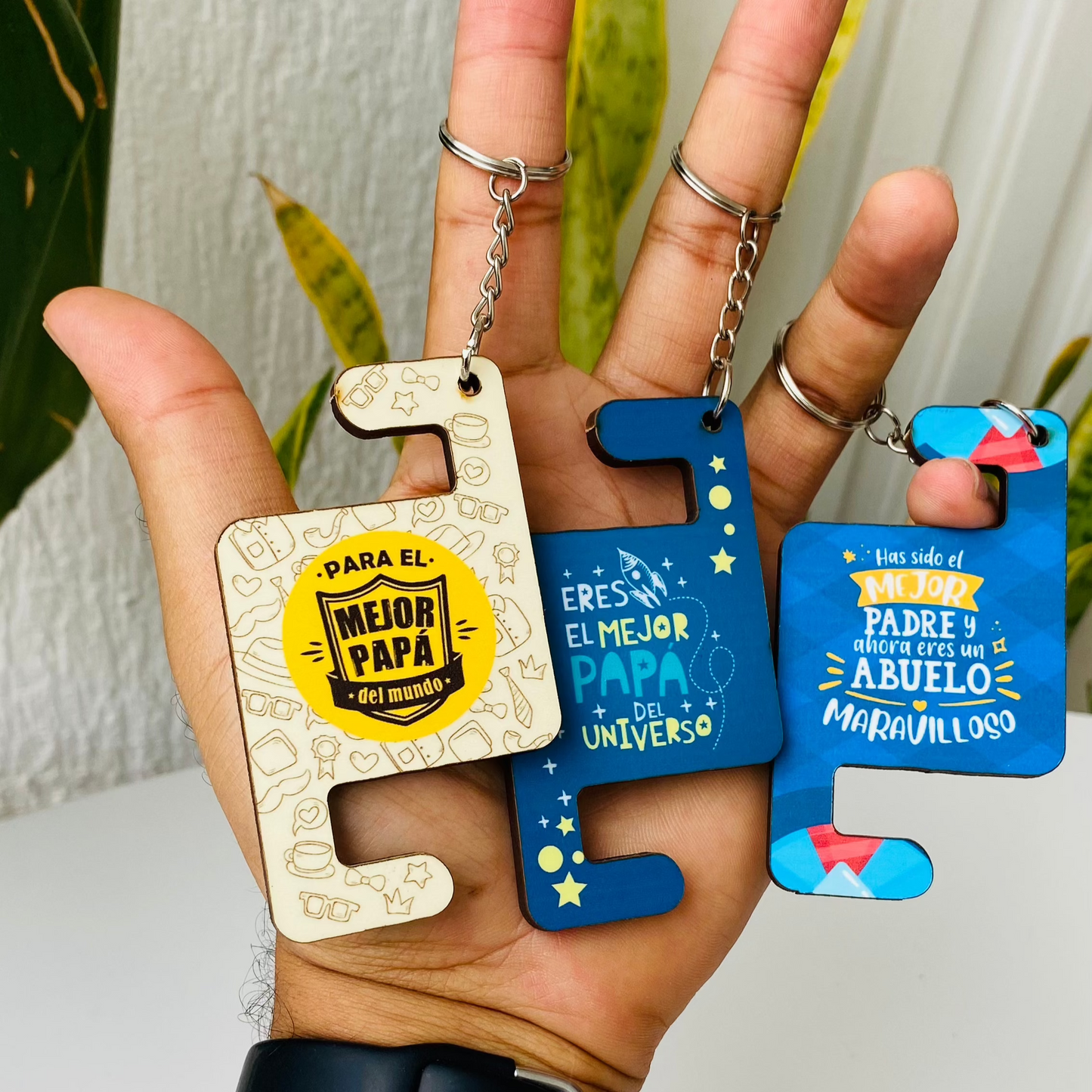 Regala 5 LLAVEROS PORTACELULAR a 5 PAPÁS diferentes! El Regalo Útil y Emotivo que cada Papá Merece + REGALO