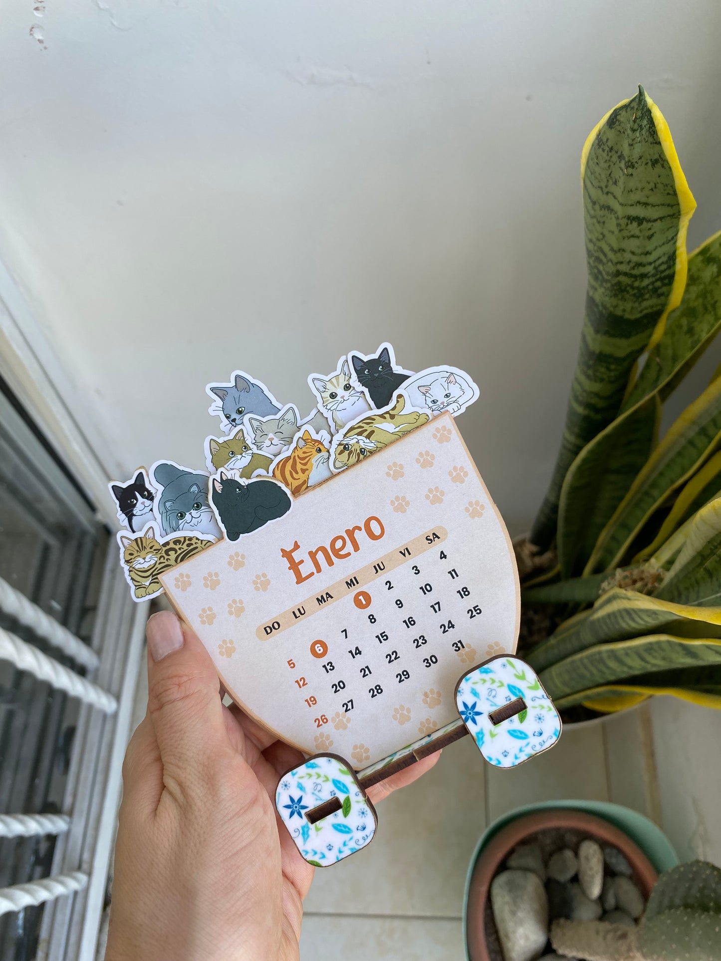 CALENDARIO 2025 + REGALO