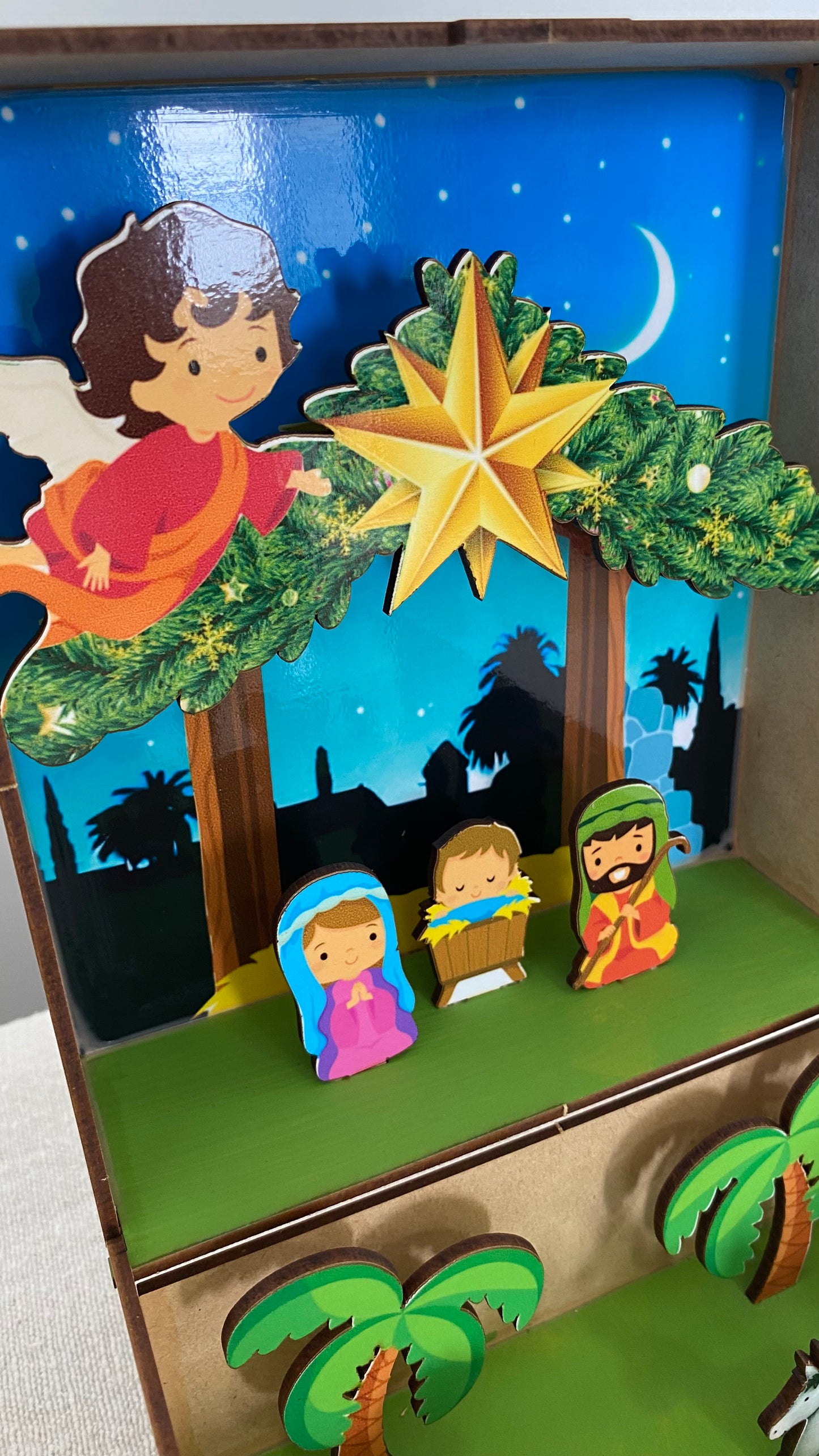 PESEBRE EN COFRE + LUCES DE REGALO