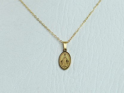 3 CADENAS + 3 DIJES, el REGALO perfecto para tu FAMILIA en esta TEMPORADA!