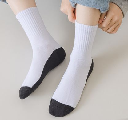Pack x 5 pares de MEDIAS con SUELA NEGRA  ¡Adiós al Sufrimiento de las Medias Blancas!